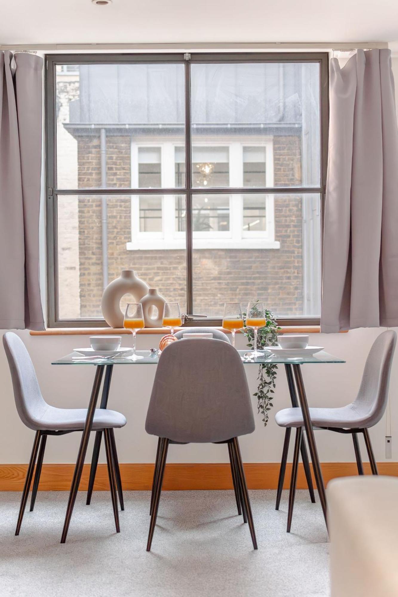 Holborn - 2Br Near Covent Garden -Cityapartmentstay Λονδίνο Εξωτερικό φωτογραφία