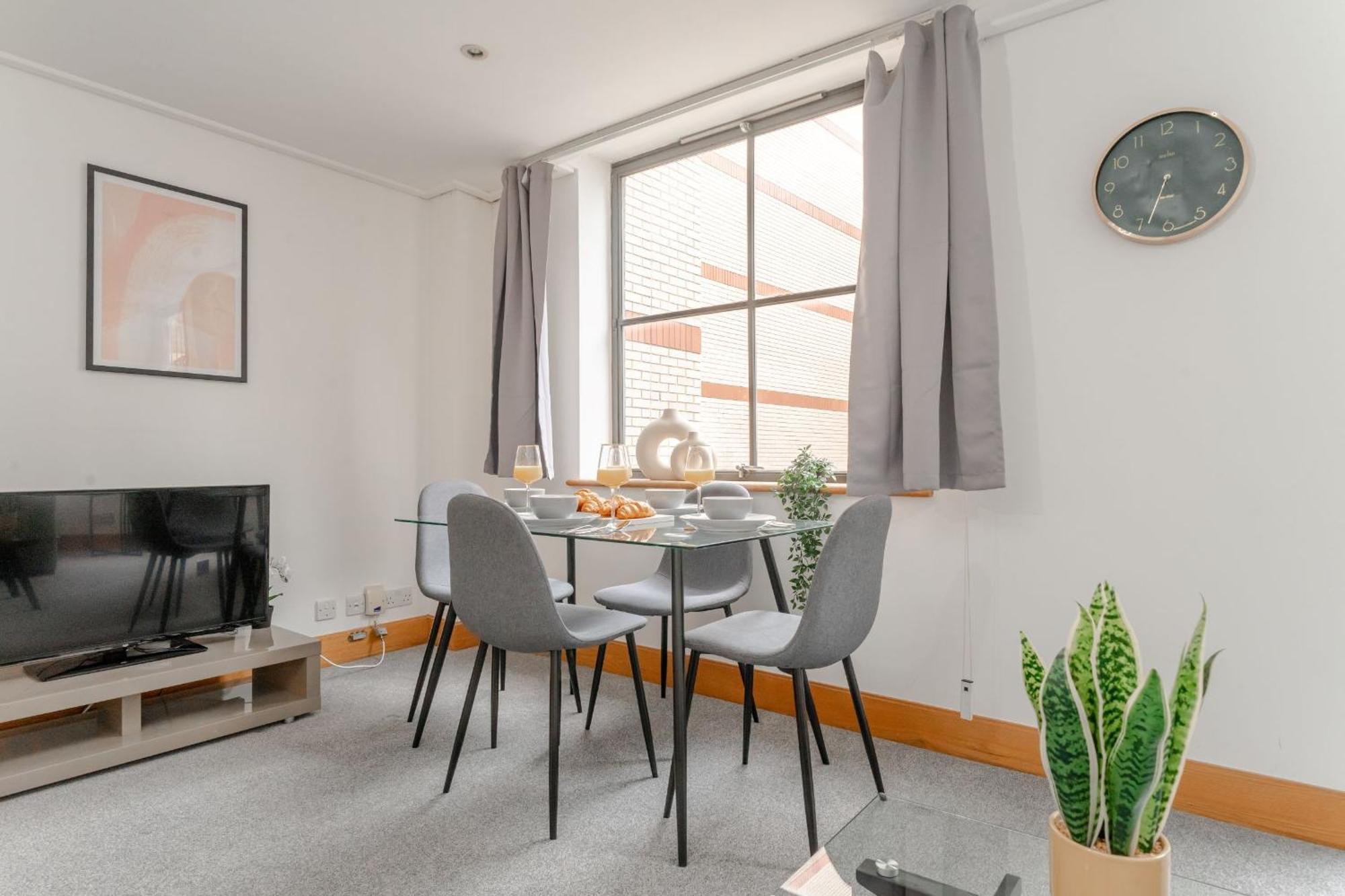 Holborn - 2Br Near Covent Garden -Cityapartmentstay Λονδίνο Εξωτερικό φωτογραφία